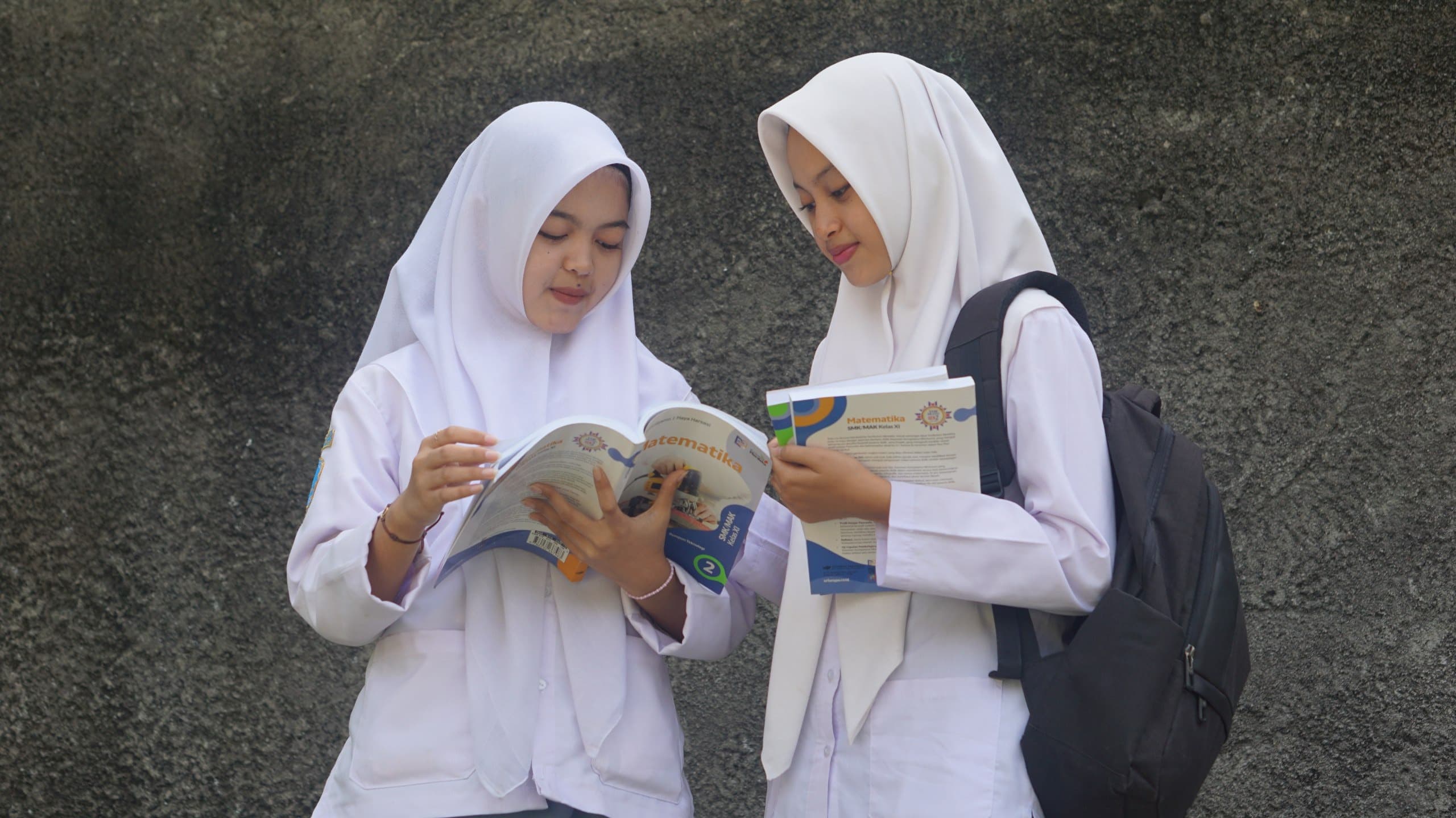 Akses Katalog Real-time